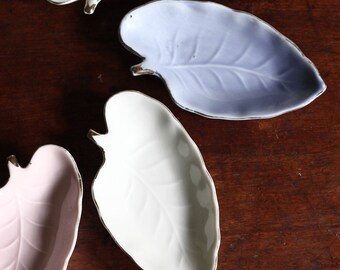 Set of four Japanese Gold Rimmed Leaf Plates