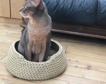 Pet Bed / Cat Bed / Dog Bed / Cat Basket / Dog Basket / Dog / Cat