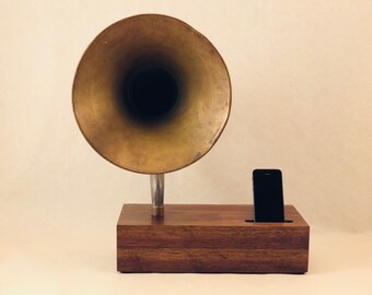 Acoustic Speaker, iPhone Speaker, Magnavox Speaker, Wireless Speaker, iPhone Amplifier, iPhone Amp, iPhone Stand, iPhone Dock, Speaker