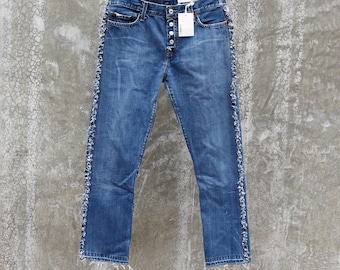 Levi's 501 Reworked Raw Edge Frayed Fringed Jeans, waist measured as 33"_Boyfriend fit 30-31