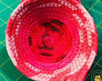 Tiny Pink Fabric Wrapped Clothesline Ringcatcher Bowl #1