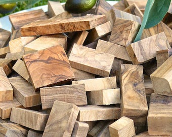 Chunks aus Olivenholz zum Räuchern oder Smoken (1,5 kg)