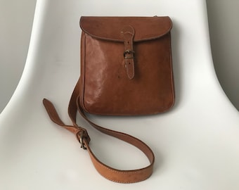 MOVING SALE: Il Bisonte Leather Crossbody Bag