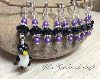 Penguin Stitch Marker Set | Knitting Gift | SNAG FREE Knitting Markers