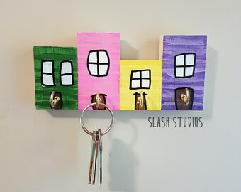 Jelly Bean Row 4 House Newfoundland Wooden Key Holder Rack