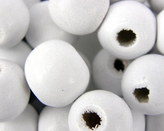 100 x 12mm Wooden Round Snow White Coloured Craft Jewellery Beads W133
