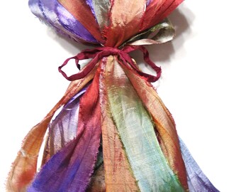10YD. Lavender and Roses Sari Silk Bundle//Dyed Silk Sari Ribbon Bundle//Sari Tassels,Sari Wall Decor,Sari Fiber Jewelry,Sari Tapestry