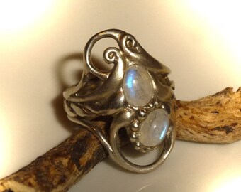 Elfenring with Rainbow Moonstone, unique, white labradorite, moonstone, ring