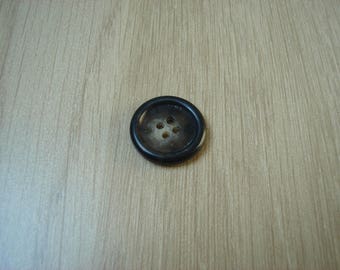 marbled Brown round button