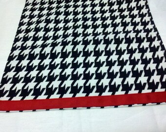 HOUNDSTOOTH TABLE LINENS- with or without Red Band- Houndstooth Table Runners, Napkins, Placemats, Black and white, Alabama, Parties