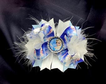Queen Elsa Bottlecap Bow