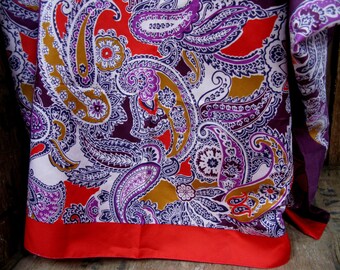 Benetton Scarf, Vintage Benetton, Paisley Scarf, Paisley Bandana, Paisley Neckerchief, Vintage Scarf, Satin Scarf, 1980s Scarf, Abstract