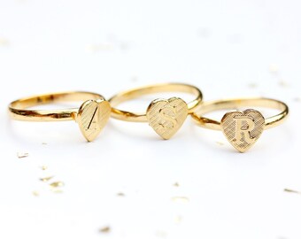 Initial Heart Ring, Gold Initial Ring, Gold Heart Ring, Gold Signet Ring, Heart Signet Ring, Letter Ring, Vintage Ring,a,b,c,e,j,l,s,r,t