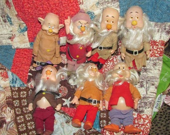 Vintage SNOW White 7 DWARFS Doll Toys