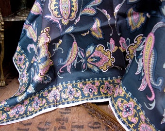 Vintage Scarf, Satin Scarf, 1960s Scarf, 1960s Fashion, 1960s Accessory, Paisley Scarf, Hippie Clothing, Boho, Green Scarf, Mid Century