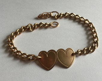 Vintage 1940's Sweetheart Bracelet - No Monogram Hearts - Gifts for her, Gifts under 10