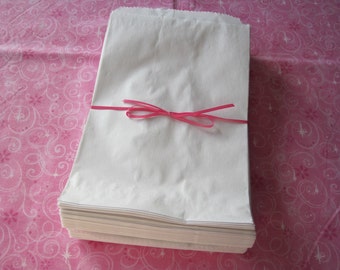 50 Paper Bags, White Paper Bags, Candy Bags, Kraft Paper Bags, Gift Bags, Party Favor Bags, Retail Bags, Merchandise Bags 6x9