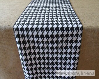 Black and White Houndstooth Table Runner Linens Table Centerpiece Home Decor Retro Vintage Check Patterned Runner