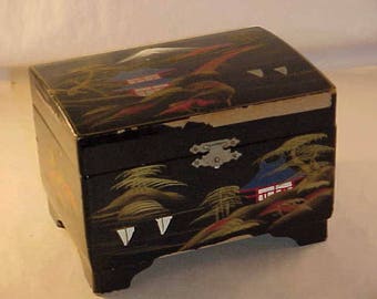 Japan Music Box Jewelry Box