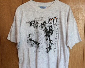 Vintage Antarctica Penguin Tshirt