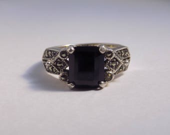 Large Onyx, marcasite sterling silver ring size 9