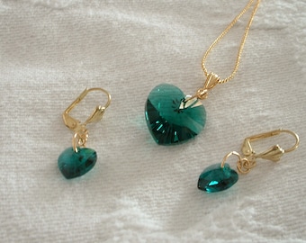 Emerald Swarovski Crystal Pendant & Earring Set