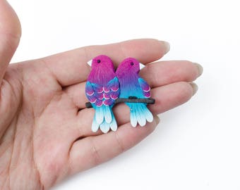 Pair of birds brooch pin Two birds Pink brooch Purple pin Bird badge Birds on a branch Birdie jewelry Polymer clay brooch Pin up brooch