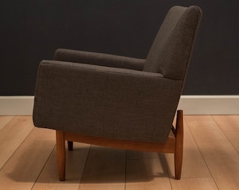 Mid-Century Modern Jens Risom Club Chair