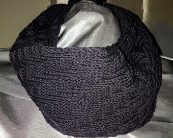 No wrong side scarf. Luxurious Cashmere! One of a kind!