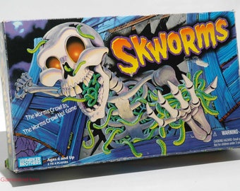Skworms Game from Parker Brothers 1996 COMPLETE