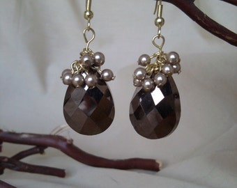 Brown Cluster Earrings