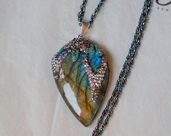 Big Labradorite Droplet (0368)
