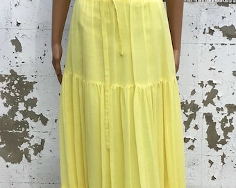 Vintage Dress / Maxi Dress / Yellow Dress / Southern Belle / Country Style / 1960s Union Label / Size S/M / Vintage Sundress / Tiered Look /