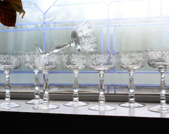 8 Fostoria Willowmere Champagne Sherbet Glasses Vintage 1950s Stemware