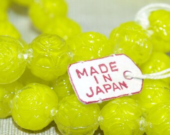 Vintage 1960s Japanese Lemon Yellow Pressed Glass Beads; VGL808