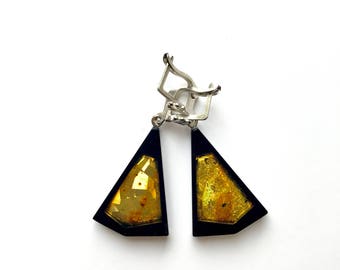 Earrings of Amber and Gagat