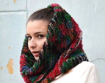 Circle floral scarf, infinity scarf, Chenille scarf, Ukrainian folk gift, Russian Scarf shawl, red black shawl, Winter Accessories