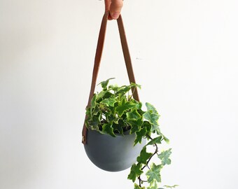 Grey Orbis Hanging Planter