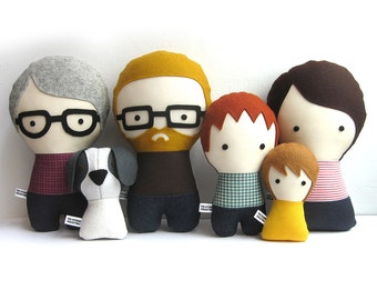 Handmade Personalized Family with Dog. Plush doll. Custom your own family. Customize.