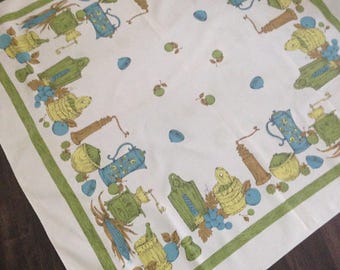 Pale Blue Table Linen for Your Country Farmhouse Kitchen