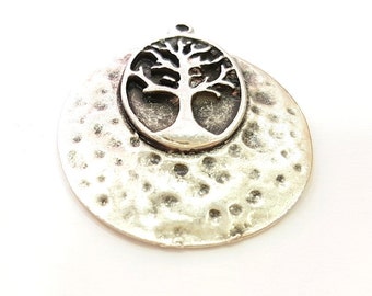 Silver Pendant Tree Pendant Antique Silver Plated Hammered Pendant (33mm) G7273