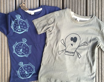 Shirt mit Piratenmotiv (rechts)