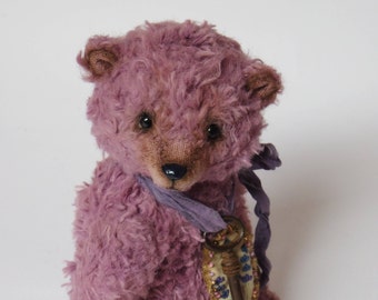 L A V Y Artist Teddy Bear