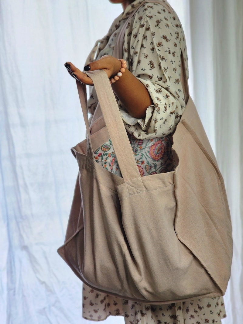 Beach bag from Etsy seller Chezshipra