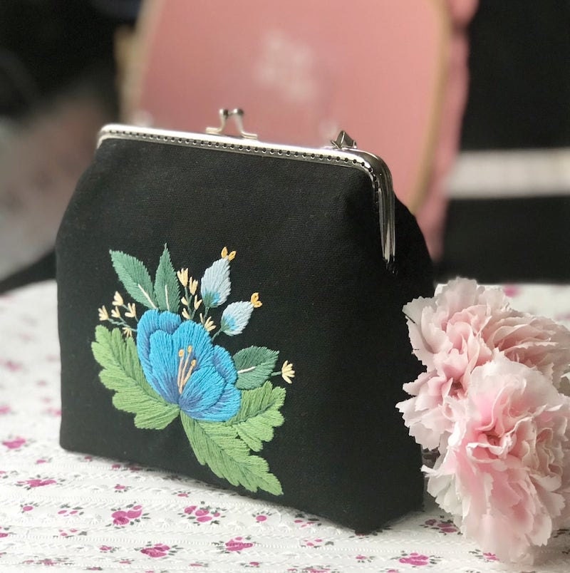 Floral embroidered bag from Etsy seller wonderhandcrafted