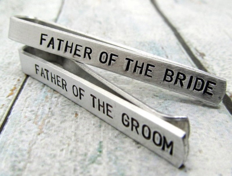 The Best Personalized Wedding Gifts for Couples from