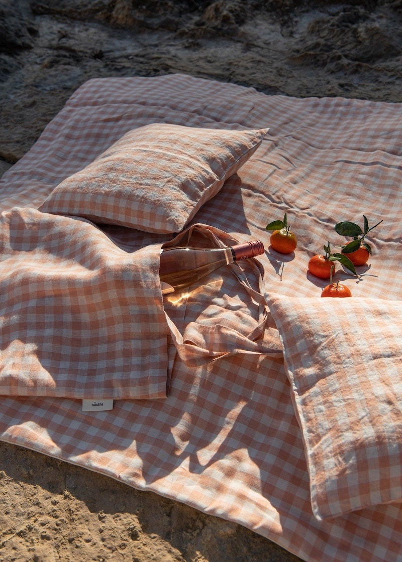 Linen picnic throw from Etsy seller SAUTHS