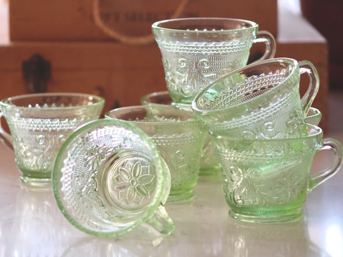 A Guide to the Different Types of Vintage Glassware | Etsy