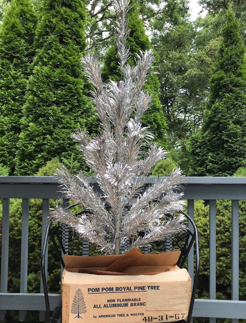 Rom Rom Royal Pine vintage aluminum Christmas tree