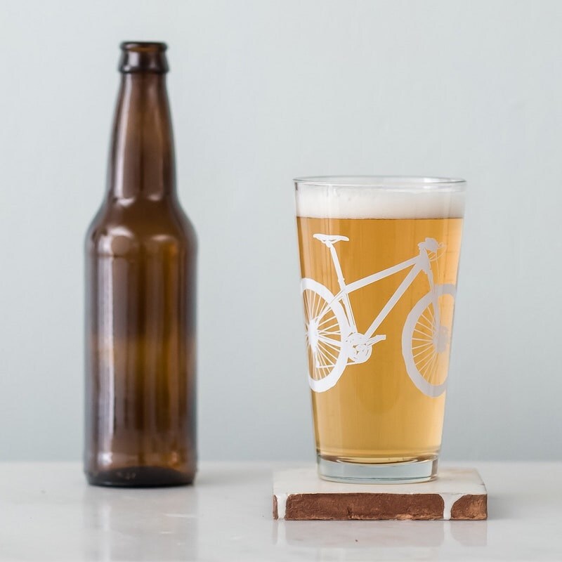Unique gifts for men - Hobby pint glasses from Etsy Unique gifts for men - Hobby pint glasses from Etsy